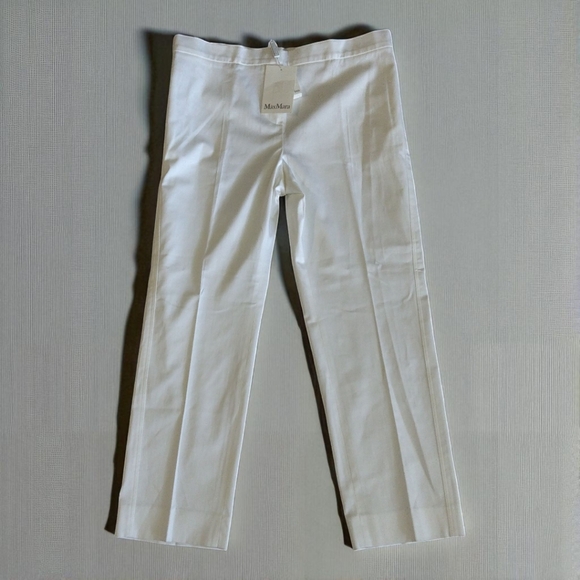 MaxMara White Dress Pants with Tailored Silhouette